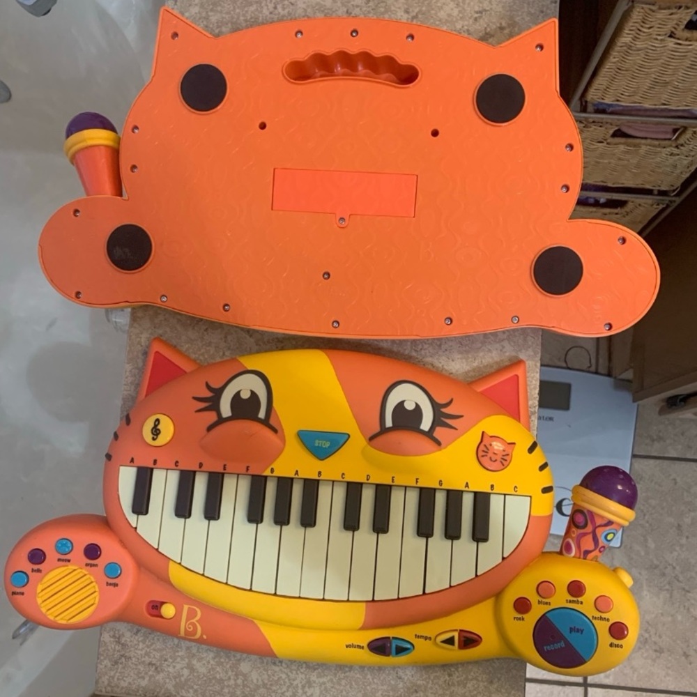 Cat Piano Childrens Keyboard Smyths Meowsic Interactive Cat Piano  Microphone Toys